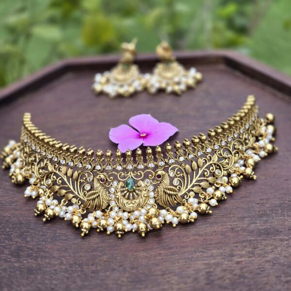 Grandieur Peacock Choker