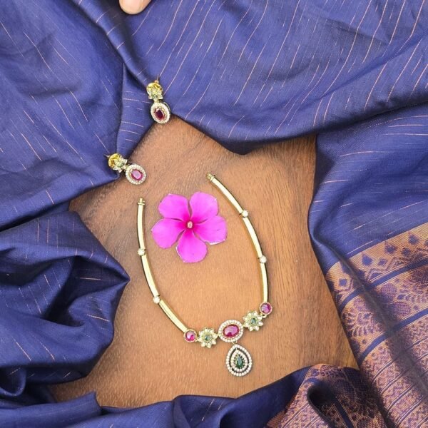 AD Hasli  Neckpiece