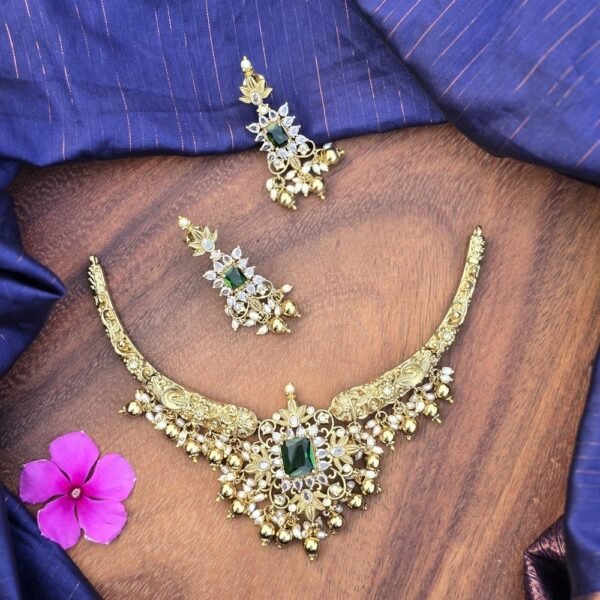Designer Hasli Neckpiece