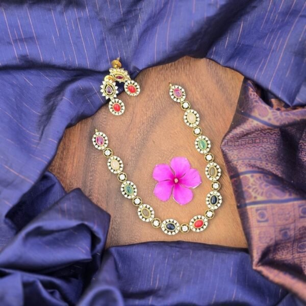Navaratna Neckpiece