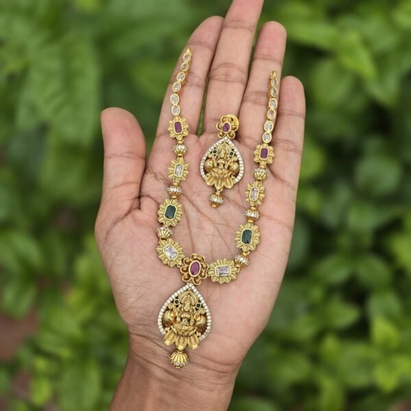 Matt Finish Lakshmi Neckpiece