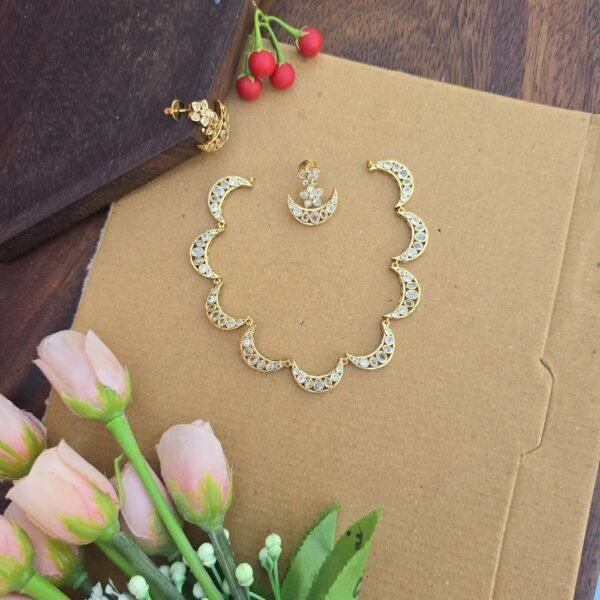 Chand Bali Neckpiece.
