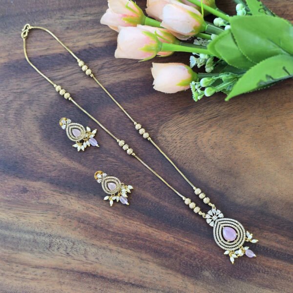 AD Designer Chain - Pastel Pink
